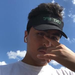 Meet your Posher, Luis francisco